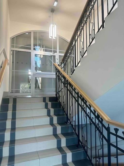 Appartamento Loft Industrialny Przy Bulwarze Staromiejskim Breslavia Esterno foto